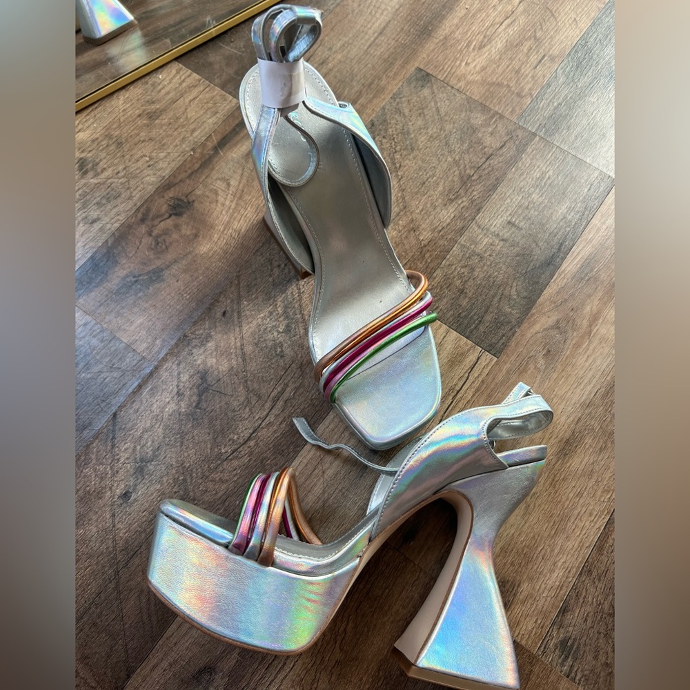 Circus by Sam Edelman Silver Holographic Heels with Multicolor Straps